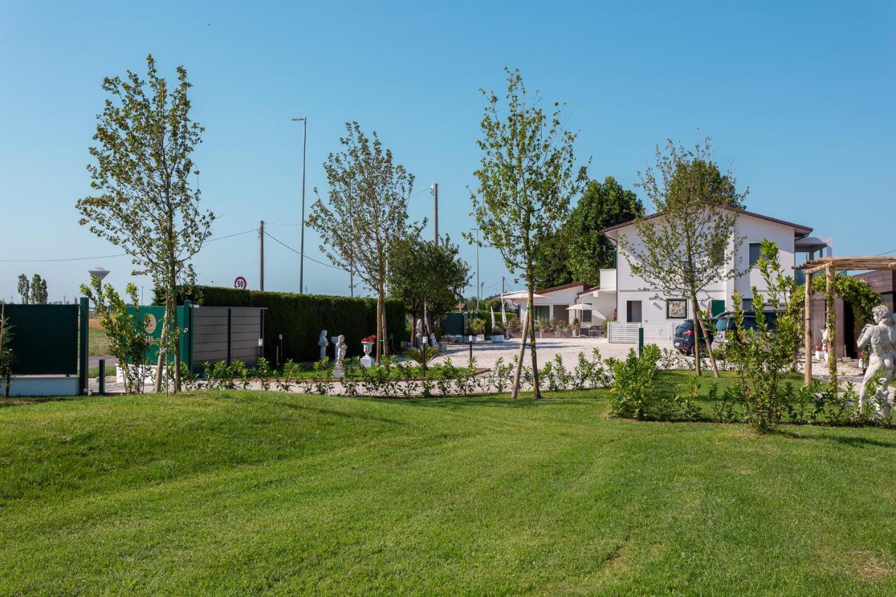 I Delfini - Natural B&B Cesenatico Eksteriør bilde