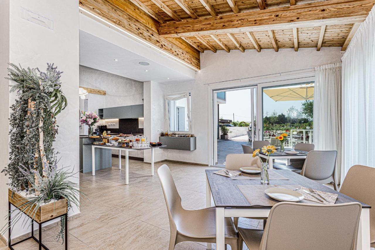 I Delfini - Natural B&B Cesenatico Eksteriør bilde
